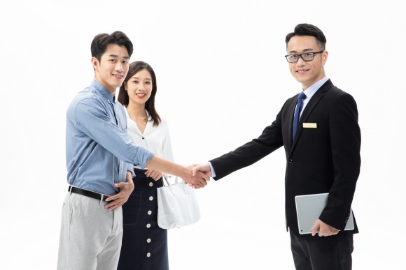根據(jù)租賃合同中雙方的權(quán)利和義務(wù)