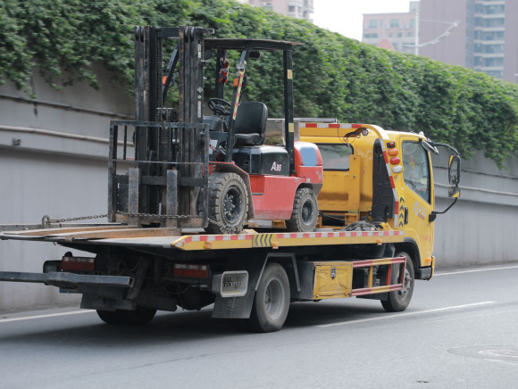交警拖車費用標準