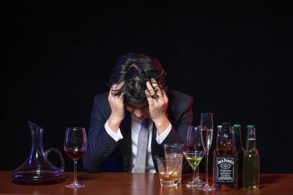 無證駕駛發生事故怎樣劃分責任，無證駕駛發生事故交強險賠嗎